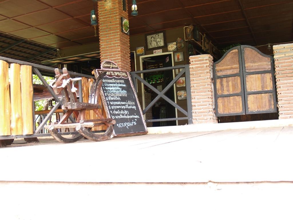 Cowboy Farm Resort Pattaya Ban Huai Yai Eksteriør billede