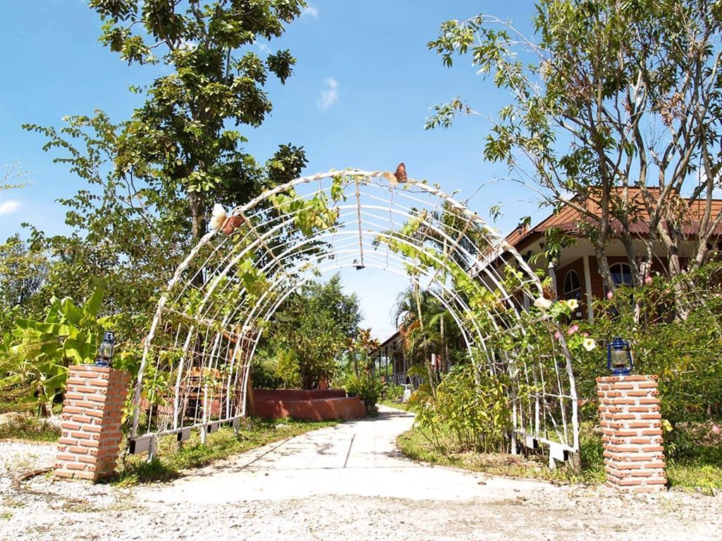 Cowboy Farm Resort Pattaya Ban Huai Yai Eksteriør billede