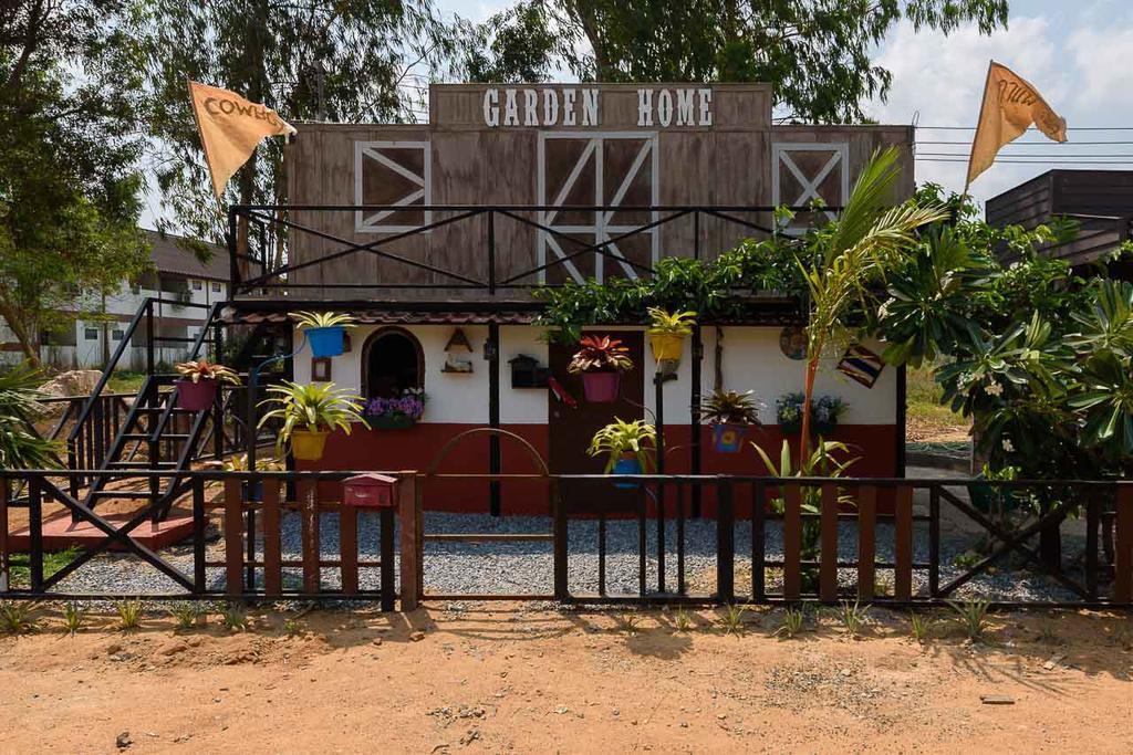 Cowboy Farm Resort Pattaya Ban Huai Yai Eksteriør billede