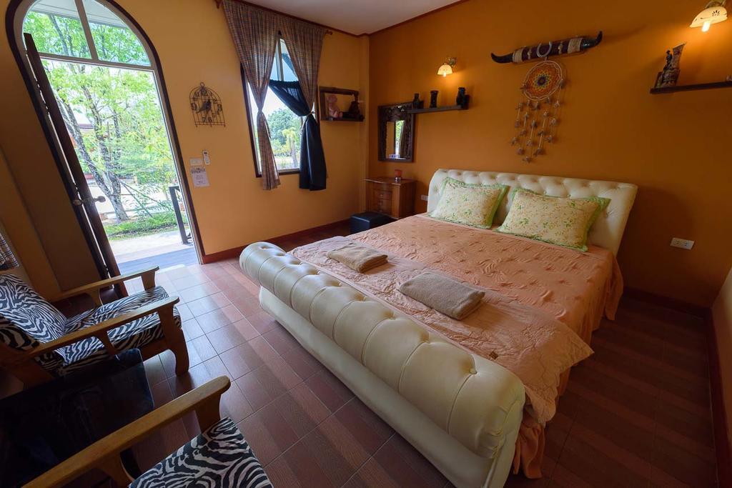 Cowboy Farm Resort Pattaya Ban Huai Yai Eksteriør billede